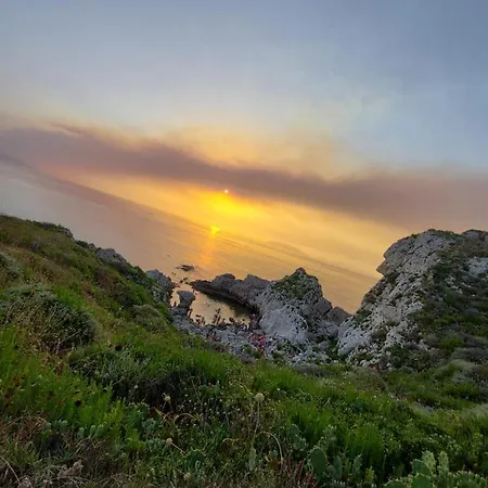 بيت للعطل Rifugio Del Marinaio ميلاتسو